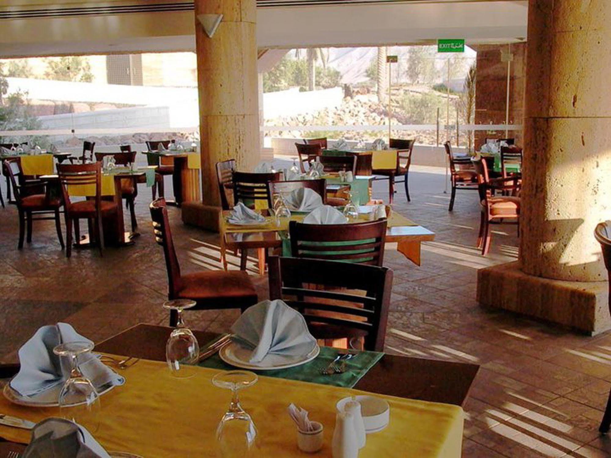Ma'In Hot Springs Hotel Sweimeh Екстериор снимка