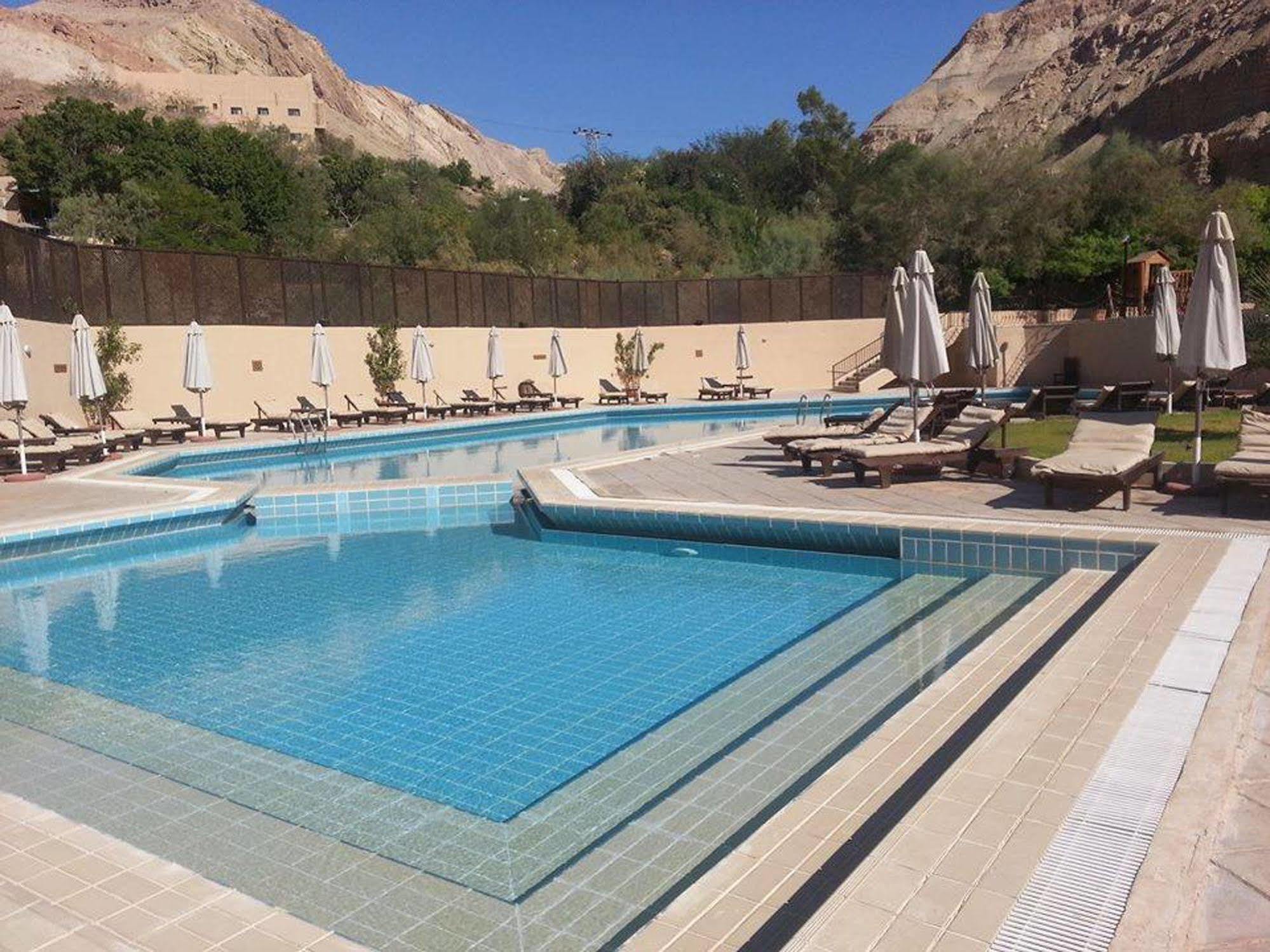 Ma'In Hot Springs Hotel Sweimeh Екстериор снимка