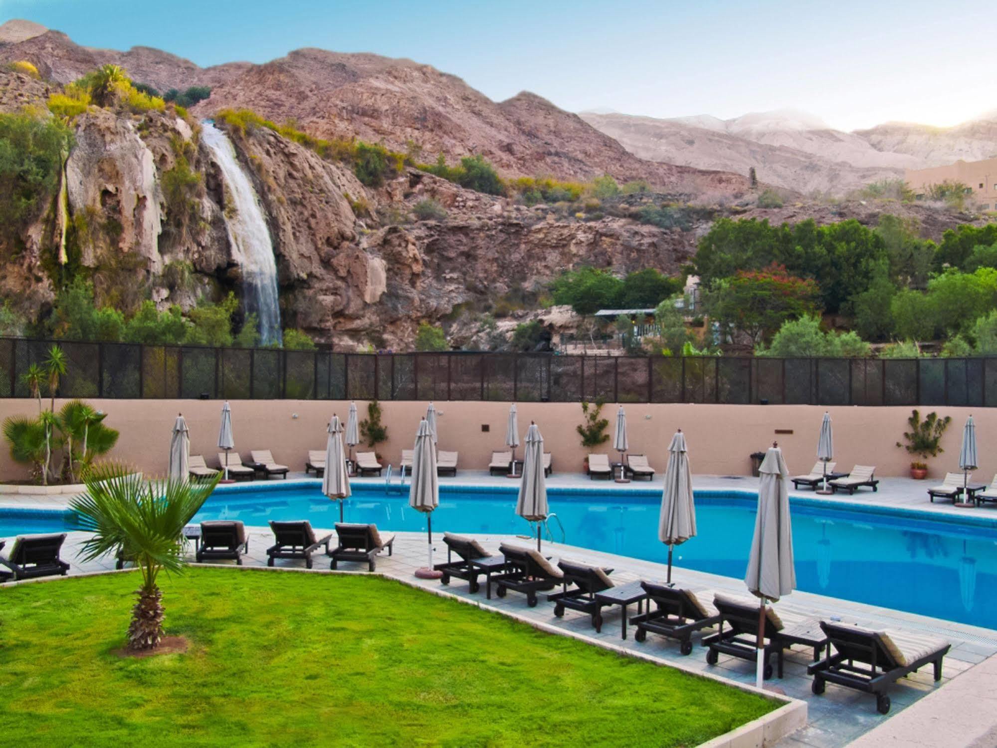 Ma'In Hot Springs Hotel Sweimeh Екстериор снимка